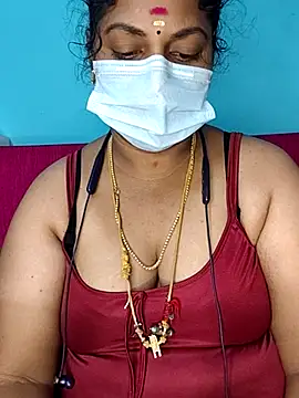 deepikasree143 online show from November 4, 7:46 pm