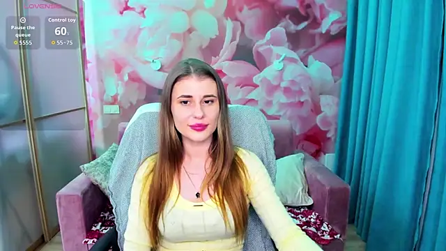 Snapshot of DemmyRose chatting on May 11, 7:11 pm DemmyRose online show from May 11, 7:11 pm