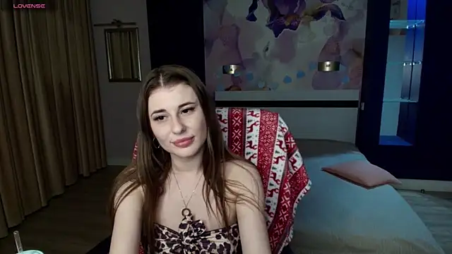 Snapshot of DemmyRose chatting on May 19, 11:33 pm DemmyRose online show from May 19, 11:33 pm