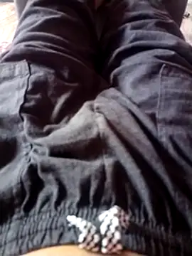 Snapshot of jonney8638 chatting on October 31, 8:26 am jonney8638 online show from October 31, 8:26 am