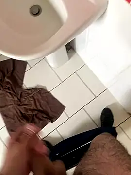 Snapshot of the_gbd chatting on October 30, 9:11 am the gbd online show from October 30, 9:11 am