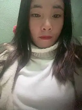 Snapshot of Elysia-007 chatting on December 4, 3:05 am Elysia-007 online show from December 4, 3:05 am