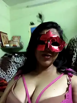 Snapshot of LOVE__RANI chatting on May 19, 1:44 am LOVE RANI online show from May 19, 1:44 am