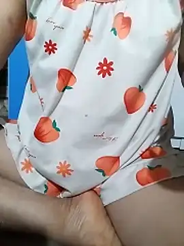 -Hazel-123 online show from November 14, 1:10 pm