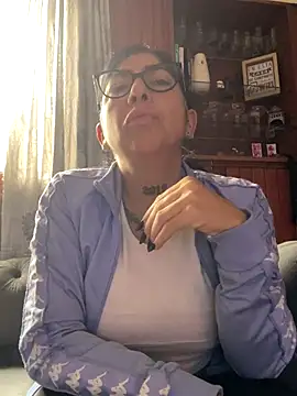 Snapshot of solmorochia chatting on December 15, 11:36 am solmorochia online show from December 15, 11:36 am