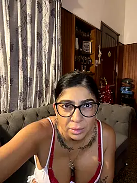 Snapshot of solmorochia chatting on December 16, 12:59 am solmorochia online show from December 16, 12:59 am