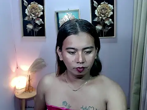 exoticashly online show from November 18, 1:04 pm