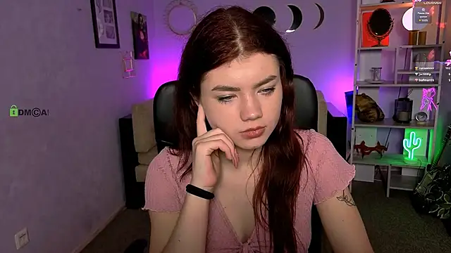 Snapshot of isabel_wave chatting on June 8, 1:28 am isabel wave online show from June 8, 1:28 am