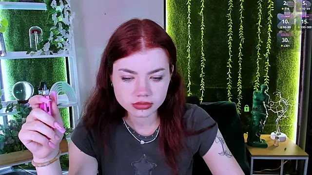 Snapshot of isabel_wave chatting on July 25, 7:11 pm isabel wave online show from July 25, 7:11 pm