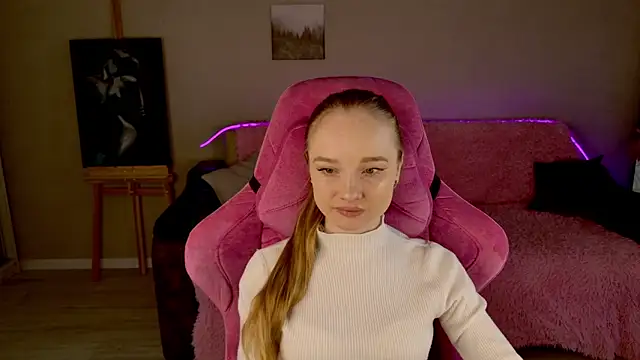 Shawty Mia online show from November 3, 5:31 am