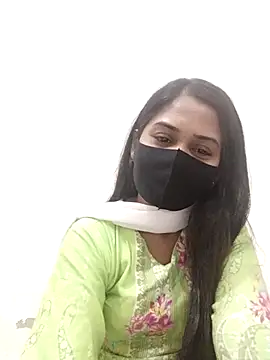 Green LaDY66 online show from November 10, 9:03 pm