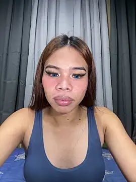 kierra fox online show from November 10, 5:45 pm