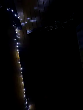 Snapshot of Badboy2102 chatting on November 3, 9:27 pm Badboy2102 online show from November 3, 9:27 pm