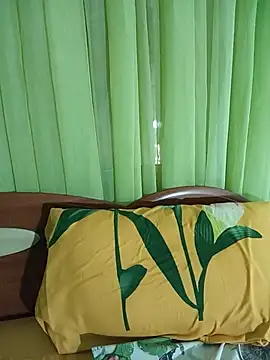 Snapshot of Esenia505 chatting on July 13, 2:53 pm Esenia505 online show from July 13, 2:53 pm