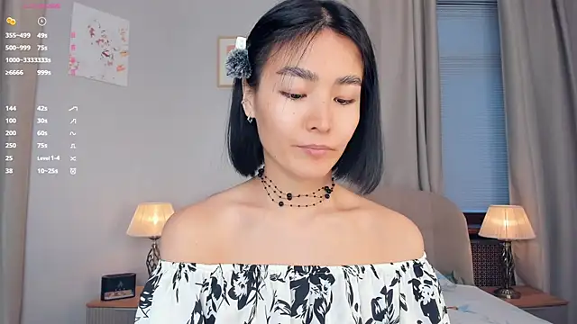 Snapshot of MarieOhler chatting on October 29, 7:10 am MarieOhler online show from October 29, 7:10 am