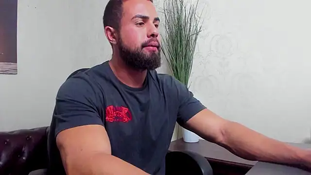 HayesWood online show from November 23, 5:29 am