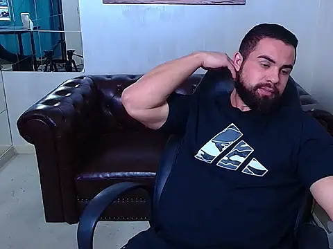 HayesWood online show from December 21, 5:25 am