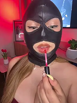MasterAlexSlavekate online show from May 3, 9:43 pm