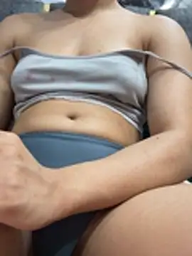 Snapshot of Heena_Sharma982 chatting on June 14, 7:27 pm Heena Sharma982 online show from June 14, 7:27 pm