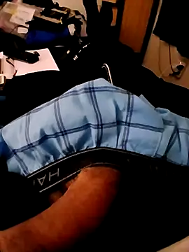 Snapshot of Xxn8x chatting on December 18, 7:36 am Xxn8x online show from December 18, 7:36 am