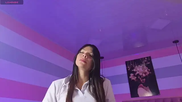 Snapshot of samantaortega__ chatting on November 8, 12:49 pm samantaortega online show from November 8, 12:49 pm