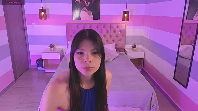 Snapshot of samantaortega__ chatting on November 10, 12:15 pm samantaortega online show from November 10, 12:15 pm