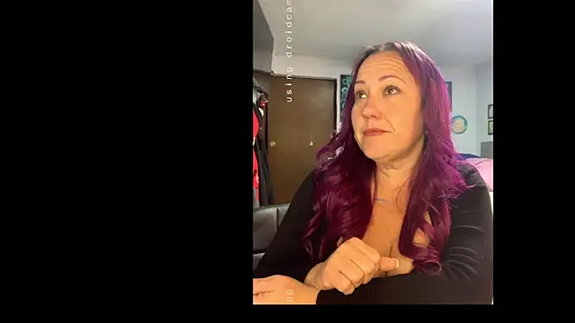 Snapshot of kristallic chatting on February 6, 5:38 pm kristallic online show from February 6, 5:38 pm