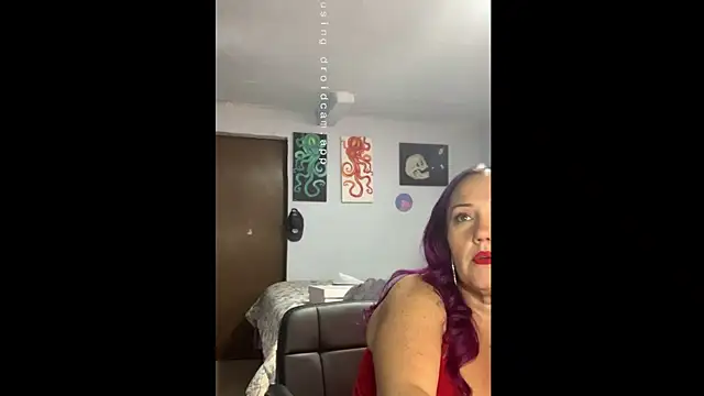 Snapshot of kristallic chatting on March 12, 3:45 am kristallic online show from March 12, 3:45 am