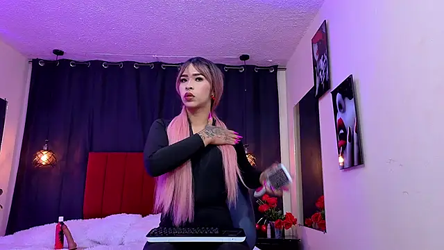 Flor Gil online show from January 9, 3:20 am