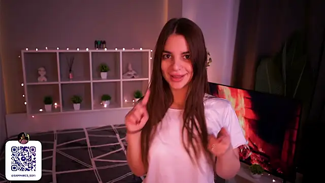 LauraHansil online show from November 12, 7:31 am