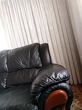 Snapshot of Fancy-Face26 chatting on December 14, 9:14 am Fancy-Face26 online show from December 14, 9:14 am