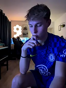 Snapshot of InnocentGuysOF chatting on November 2, 5:59 pm InnocentGuysOF online show from November 2, 5:59 pm