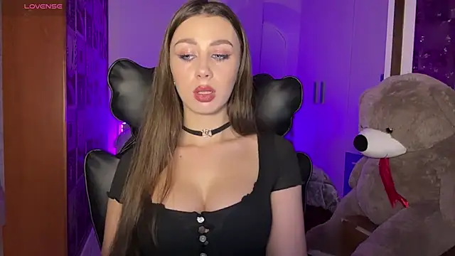 SweetCherry  N online show from November 15, 6:04 pm