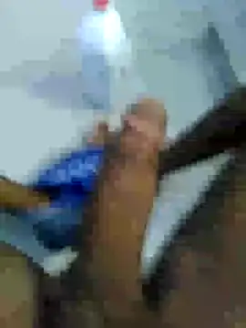 Snapshot of skinniyGabriel chatting on October 30, 7:25 pm skinniyGabriel online show from October 30, 7:25 pm