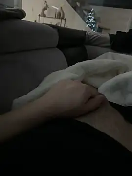 Snapshot of babylatiyna chatting on December 5, 1:14 am babylatiyna online show from December 5, 1:14 am