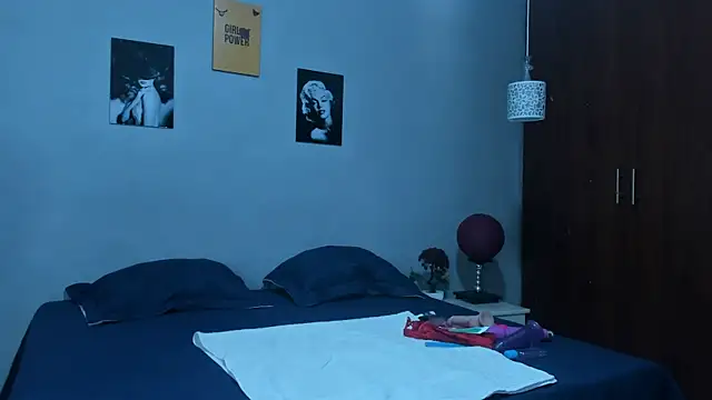 Snapshot of sexynova_93 chatting on July 21, 7:38 pm sexynova 93 online show from July 21, 7:38 pm