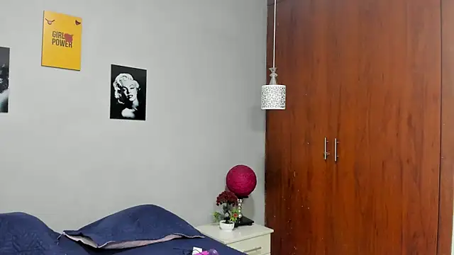 Snapshot of sexynova_93 chatting on July 25, 7:55 pm sexynova 93 online show from July 25, 7:55 pm