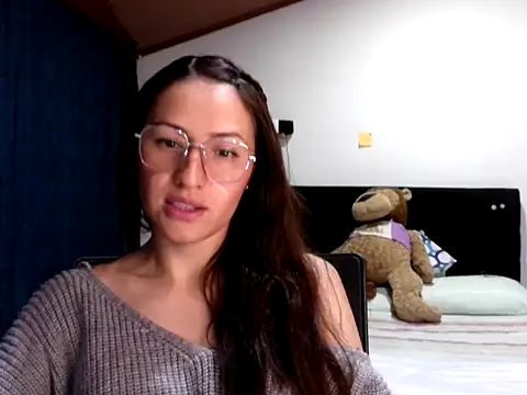 KendallTwisTx online show from December 3, 4:20 am