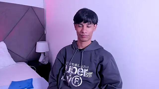 Snapshot of michael_vidal chatting on November 5, 7:36 pm michael vidal online show from November 5, 7:36 pm