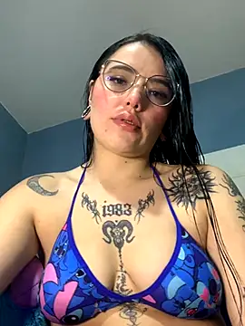 Snapshot of Naomip chatting on October 29, 1:13 pm Naomip online show from October 29, 1:13 pm