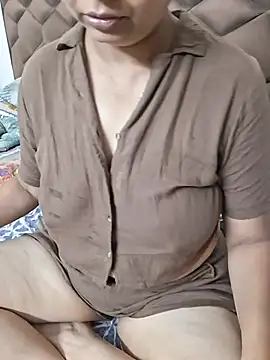Naughty-Nancy online show from July 6, 8:44 am