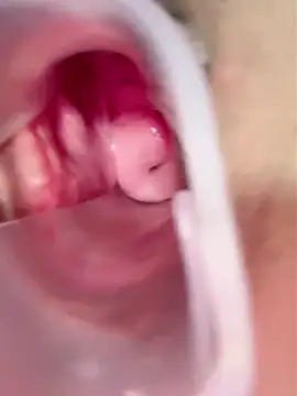 Snapshot of feid_ff chatting on November 26, 4:24 am feid ff online show from November 26, 4:24 am