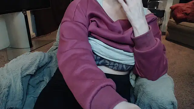 Snapshot of Skyl31 chatting on March 21, 2:49 am Skyl31 online show from March 21, 2:49 am