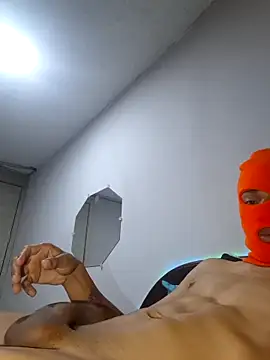 Snapshot of AdriSolannsh chatting on October 31, 6:47 am AdriSolannsh online show from October 31, 6:47 am