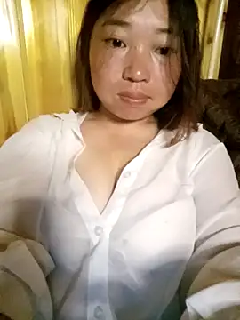 julybe online show from May 17, 2:46 pm