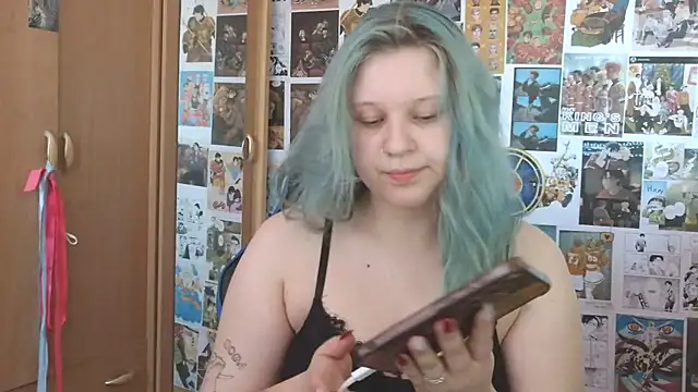 Snapshot of FoxPlayXX chatting on June 26, 9:25 am FoxPlayXX online show from June 26, 9:25 am
