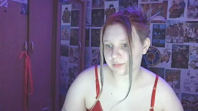 Snapshot of FoxPlayXX chatting on July 5, 6:48 pm FoxPlayXX online show from July 5, 6:48 pm