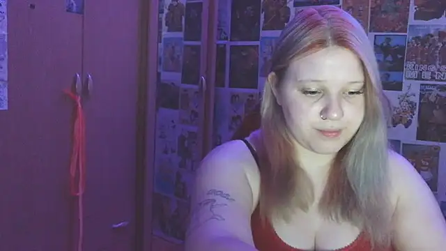 Snapshot of FoxPlayXX chatting on July 25, 11:13 pm FoxPlayXX online show from July 25, 11:13 pm