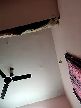 pujapujarrrr online show from November 23, 5:51 am