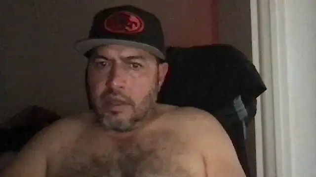 Snapshot of ezrah23 chatting on December 1, 8:03 pm ezrah23 online show from December 1, 8:03 pm